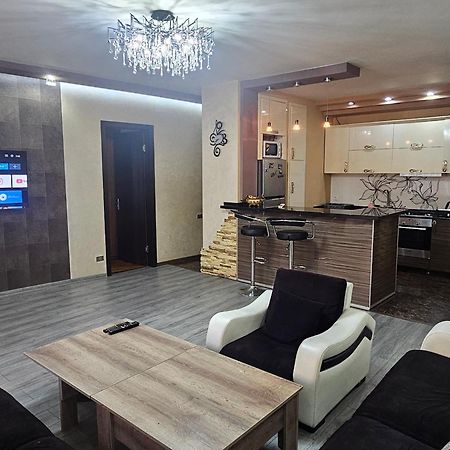 Nukri-2017 Apartment Batumi Cameră foto