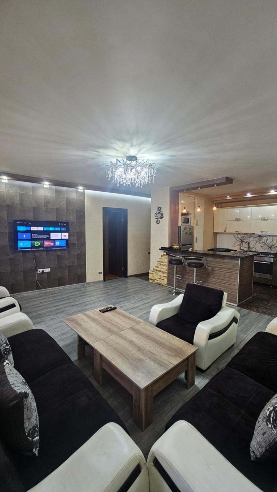 Nukri-2017 Apartment Batumi Cameră foto