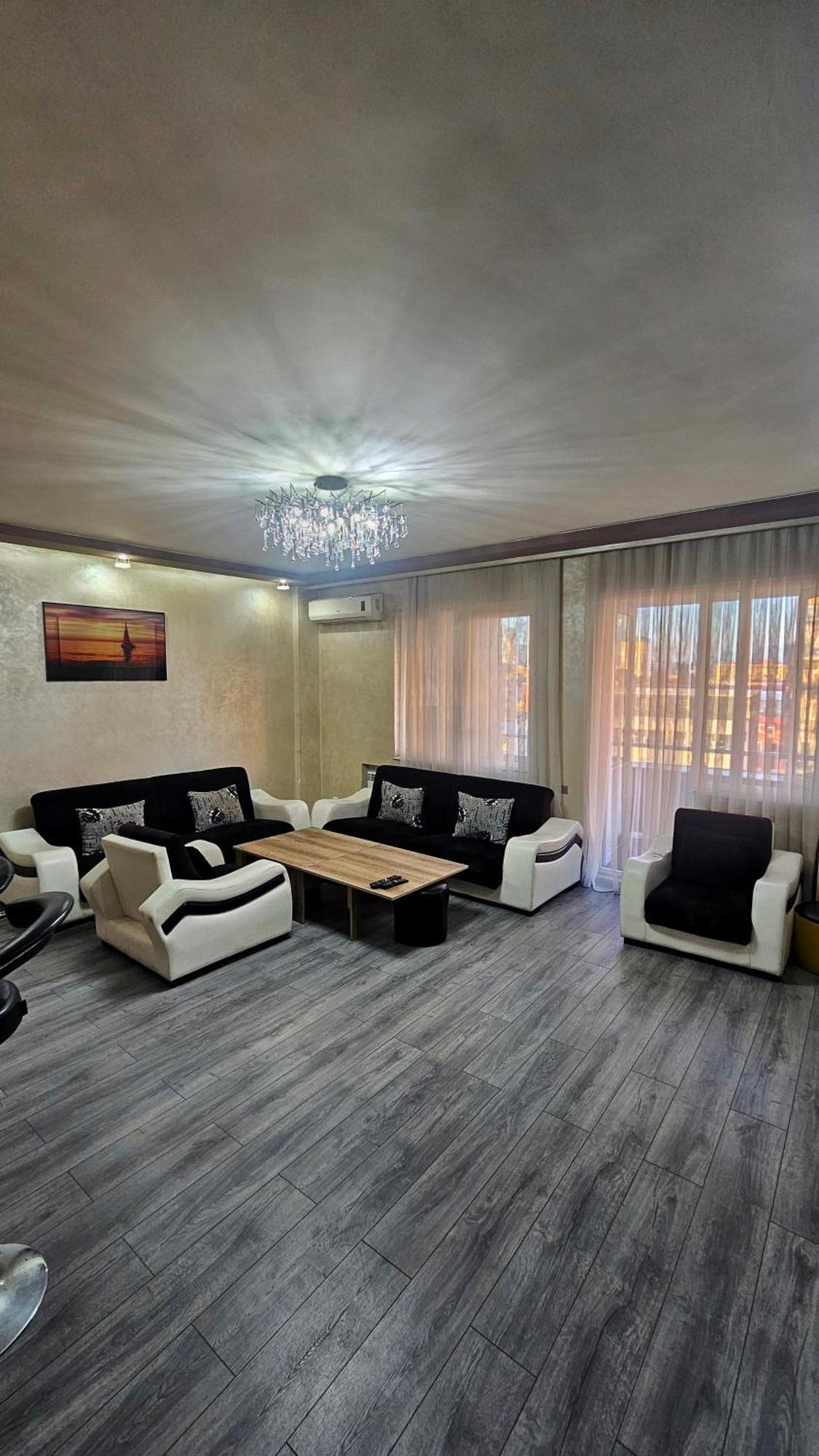 Nukri-2017 Apartment Batumi Exterior foto